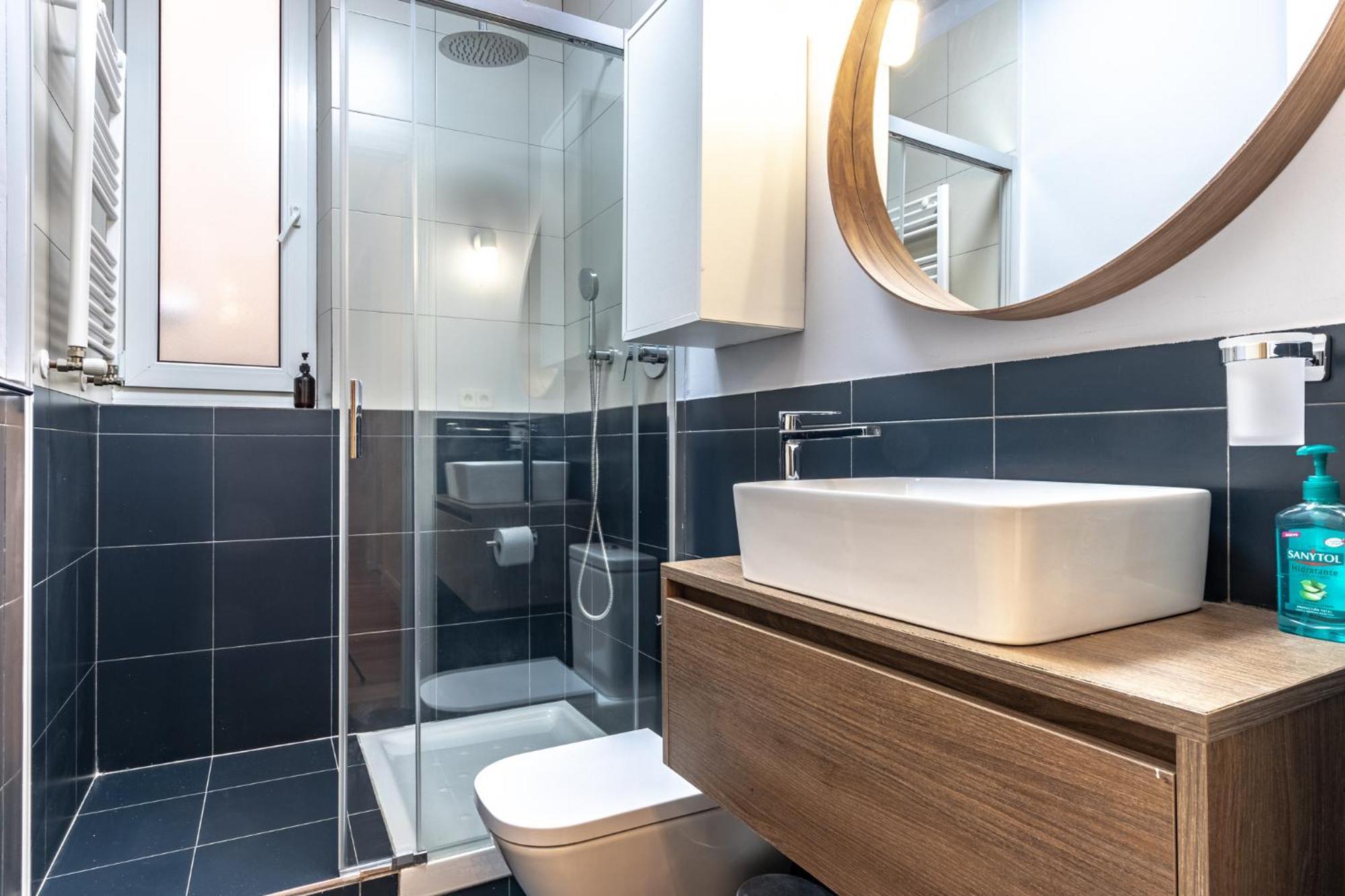 Encantador Apartamento En El Casco Antiguo De Bilbao Ngoại thất bức ảnh