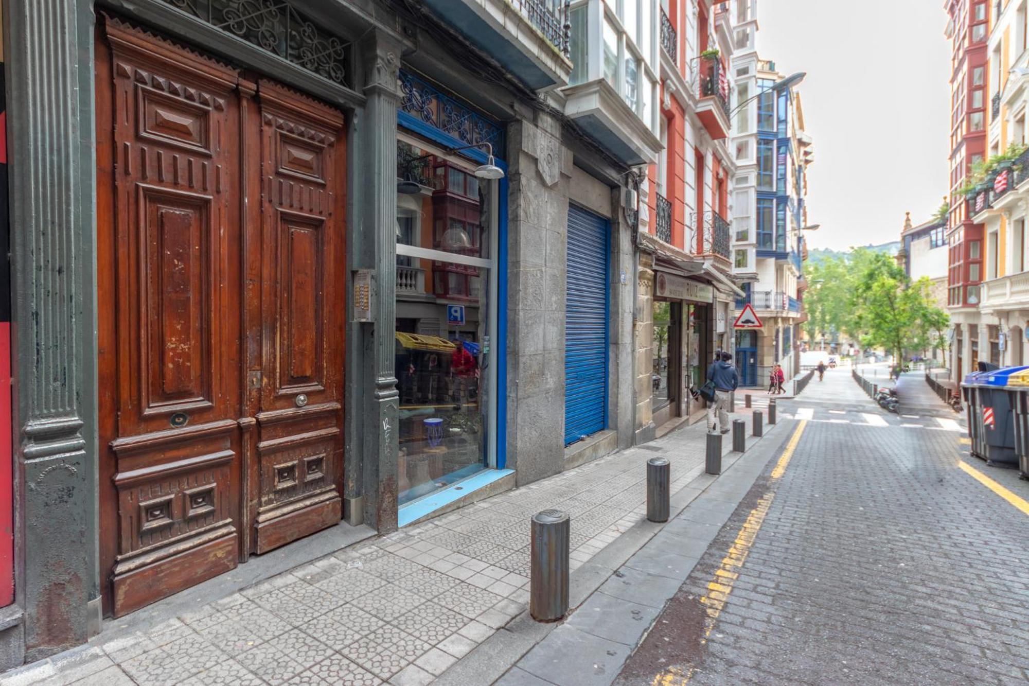 Encantador Apartamento En El Casco Antiguo De Bilbao Ngoại thất bức ảnh